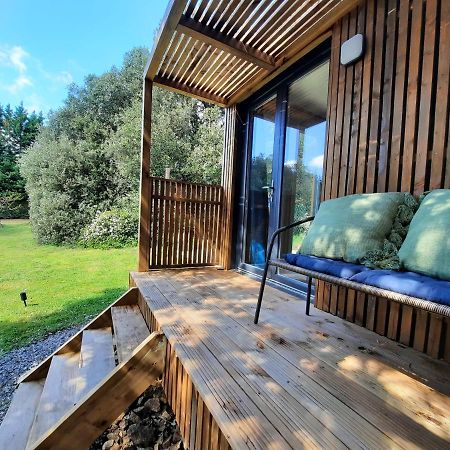 Le Lodge Des Chenes Brousses-et-Villaret Exterior foto